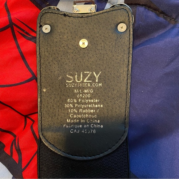 Black Belt with Silver Buckle - Floral Detailing - Picture 5 of 8